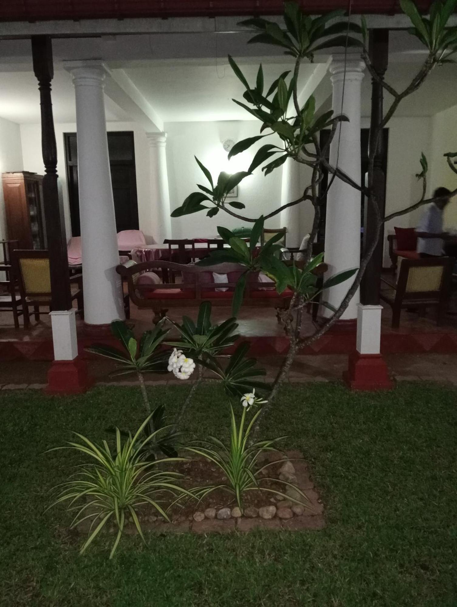 Olivia Bungalow Wattala Exterior foto